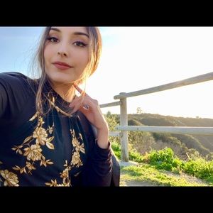 Meet your Posher, Rebecca